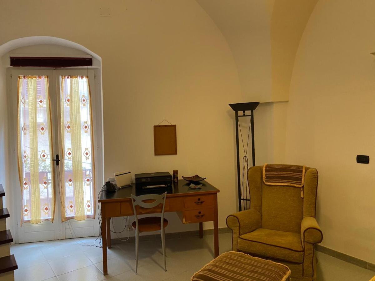 Casa Vacanze...Dei Teutonici Мезанье Экстерьер фото